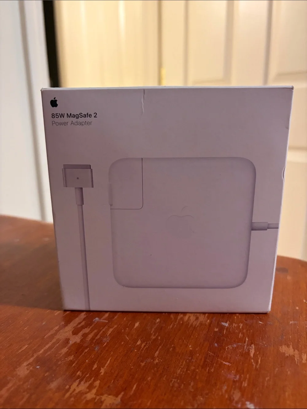 Apple 85W MagSafe 2 Power Adapter Box - White
